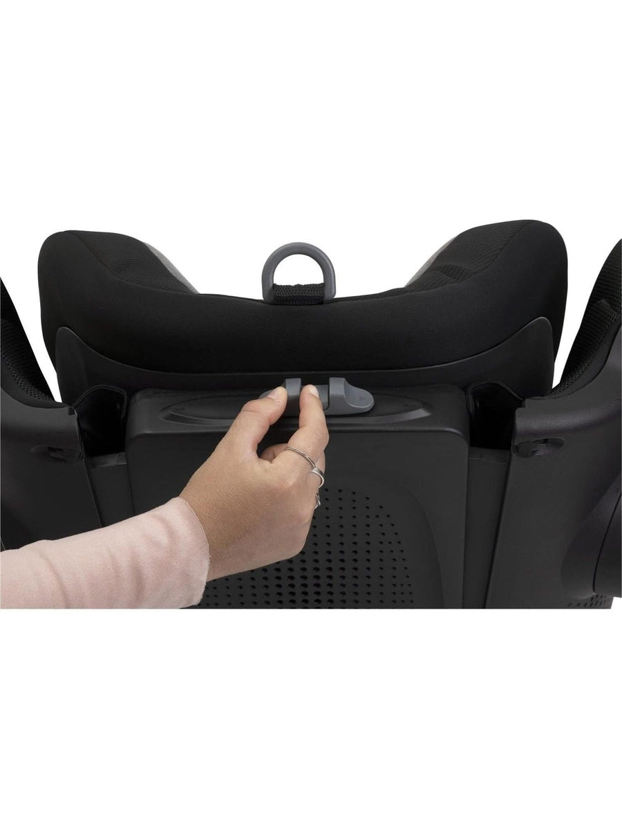 Chicco Fold & Go S i-Size Car Seat 100–150cm Foldable Booster - Posh Black