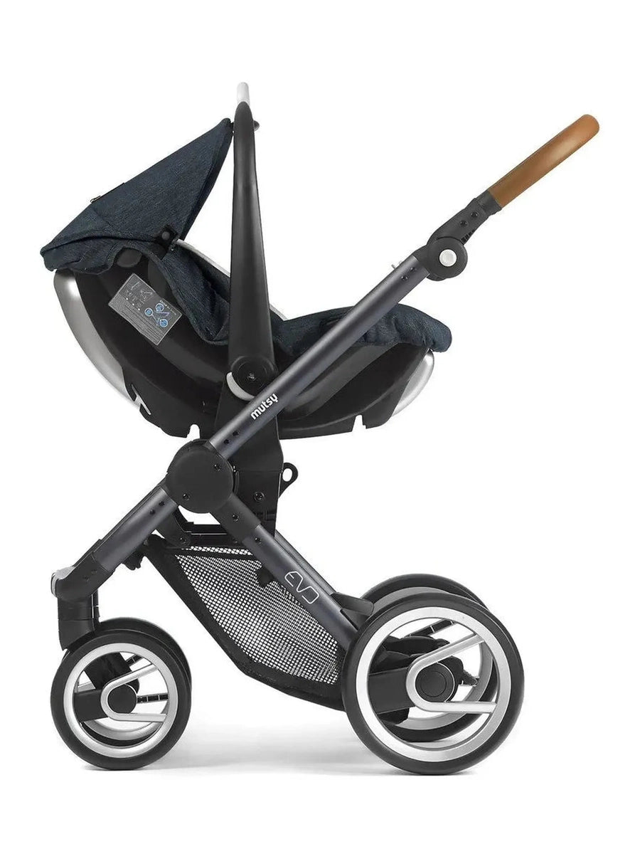 Mutsy Evo Bold Stroller Silver Chassis/ Black Seat Mutsy Mama's Joy