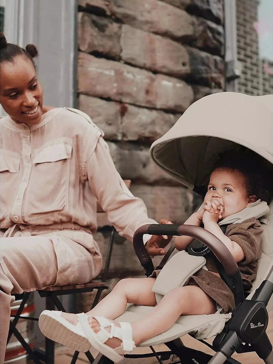 Silver Cross Clic 2 Pushchair with Travel Bag – Latte Silver Cross Mama's Joy