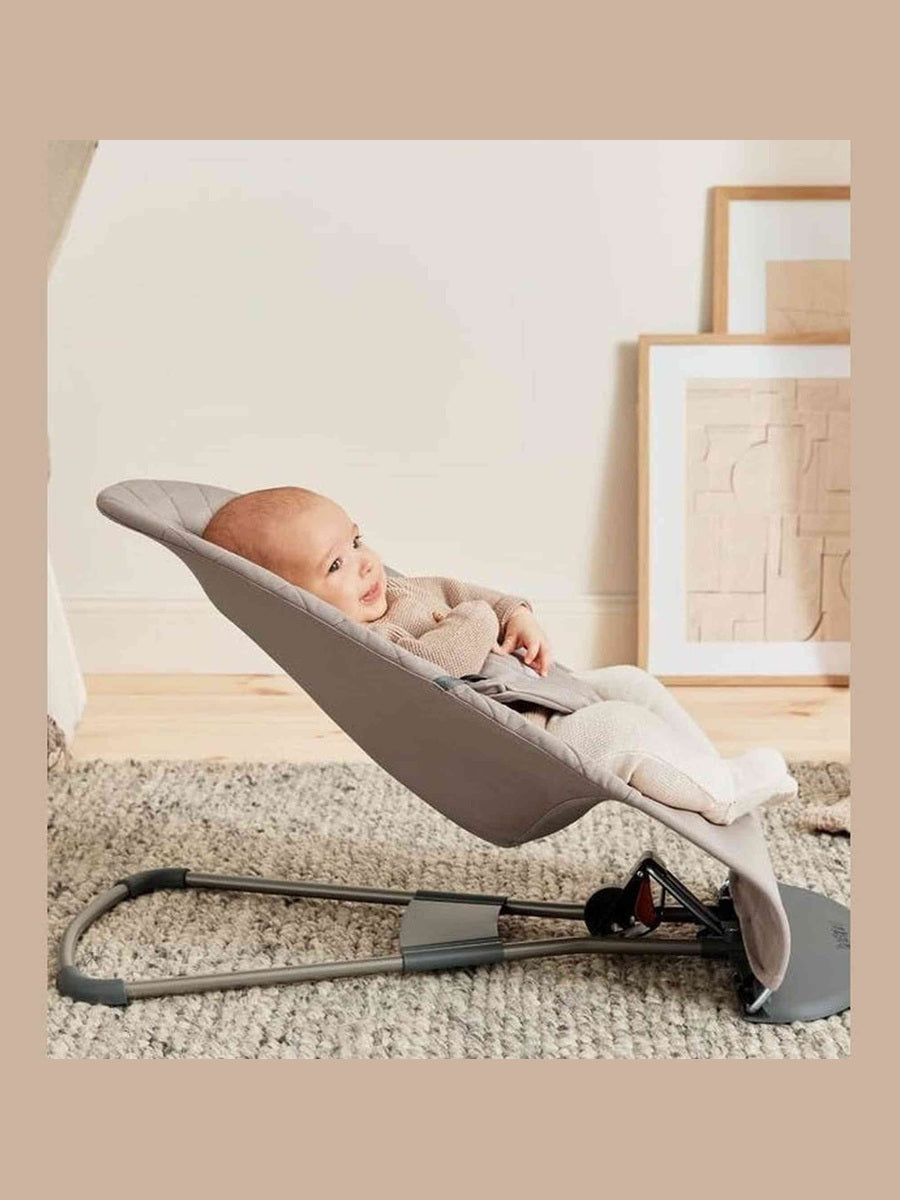 BabyBjorn Bouncer Bliss – Woven, Classic Quilting, Sand Grey BabyBjorn Mama's Joy