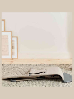 BabyBjorn Bouncer Bliss – Woven, Classic Quilting, Sand Grey BabyBjorn Mama's Joy
