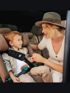 Britax Römer Advansafix Pro Car Seat – Warm Caramel Lux Collection Britax Römer Mama's Joy