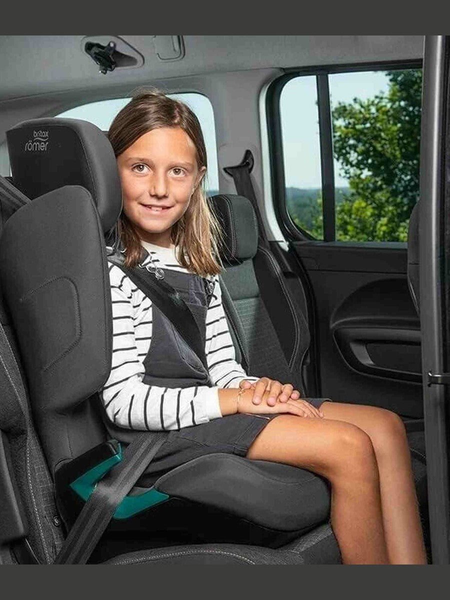 Britax Romer Adventure Plus 2 Car Seat Booster i-Size - Midnight Blue Britax Römer Mama's Joy