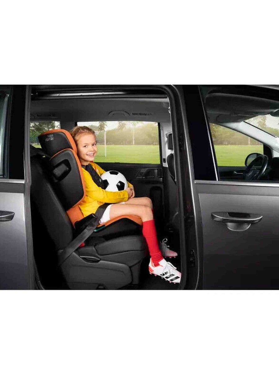 Britax Römer Kidfix i-Size Child Car Seat with ISOFIX Soft Padded - Cosmos Black Britax Römer Mama's Joy