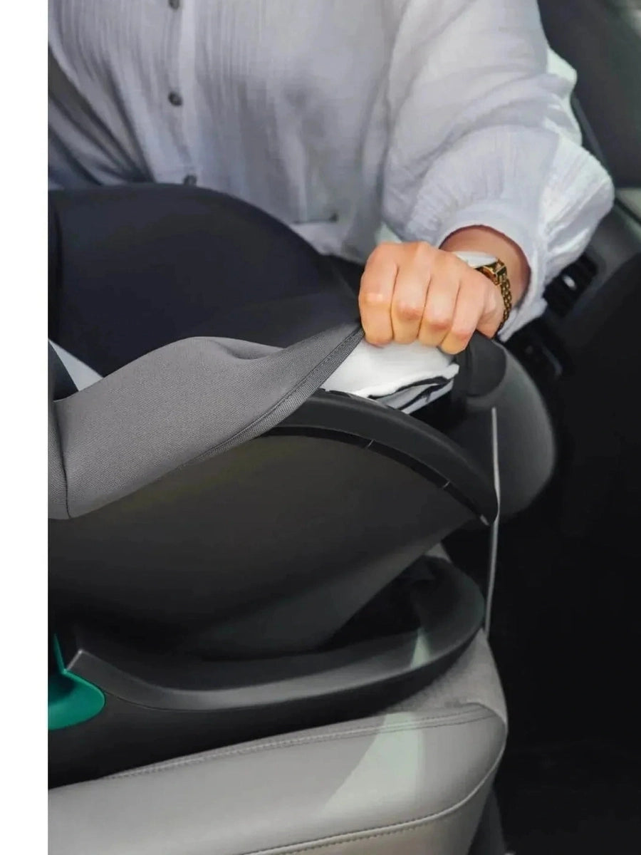 Britax Römer King Pro BR i-Size Group 1 Car Seat – Midnight Grey Britax Römer Mama's Joy