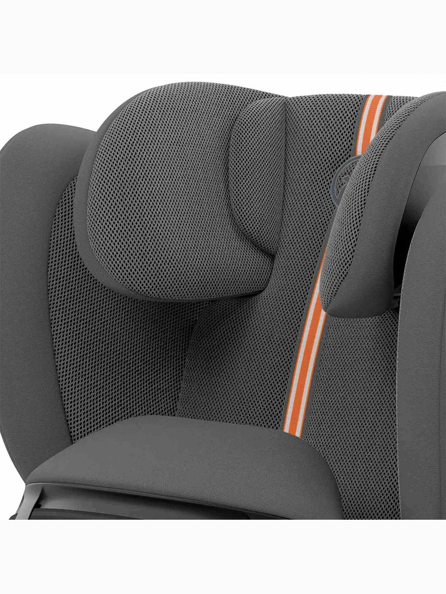 CYBEX Pallas G i-Size Plus Car Seat Lava Grey-Mid Grey Cybex Mama's Joy