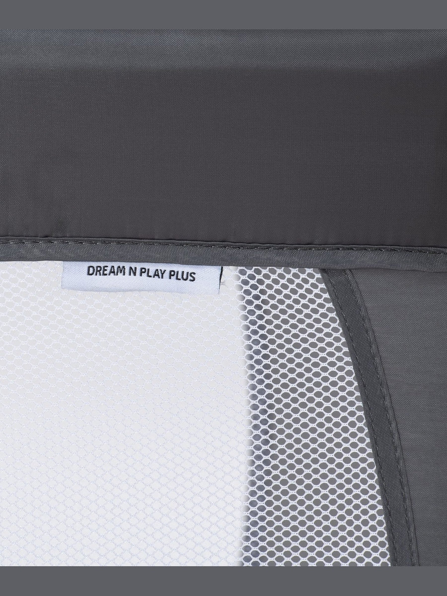 Hauck Dream N Play Plus Travel Cot - Grey