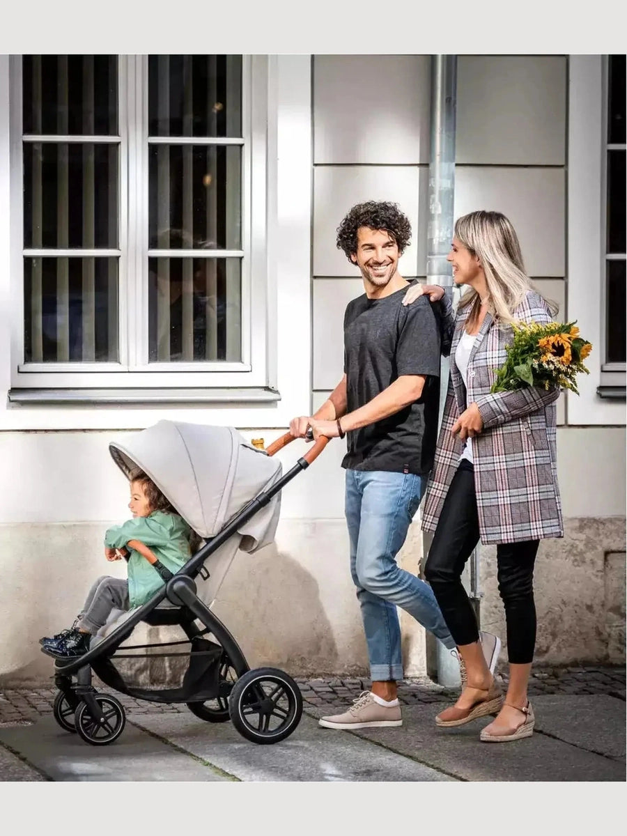 Hauck Uptown Pushchair Stroller Extra Large Seat for All Terrains with Raincover Hauck Mama's Joy