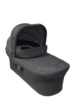 Joie Ramble XL Signature Carrycot Elegant and Versatile - Eclipse Joie Mama's Joy