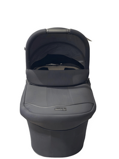 Joie Ramble XL Signature Carrycot Elegant and Versatile - Eclipse Joie Mama's Joy